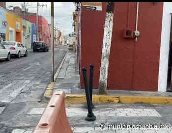 Retiran bolardos recién instalados en calle céntrica de Atlixco - Municipios Puebla