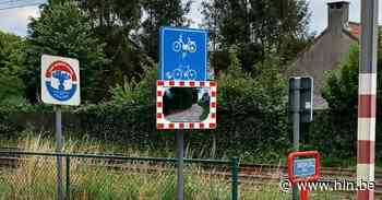 Verkeersspiegels moeten veiligheid verhogen | Kalmthout | hln.be - Het Laatste Nieuws