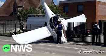 Sportvliegtuigje komt neer op de weg in Brugge, parachute voorkomt zware crash - VRT NWS
