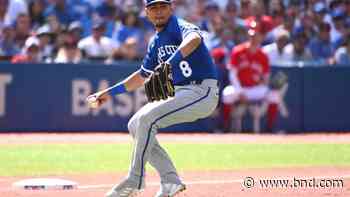 Hernández has winning hit, Jays rally in 10th to beat Royals - Belleville News-Democrat