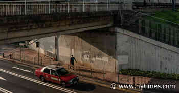 Peeling Paint in Hong Kong Reveals Work of Newly Relevant ‘King’