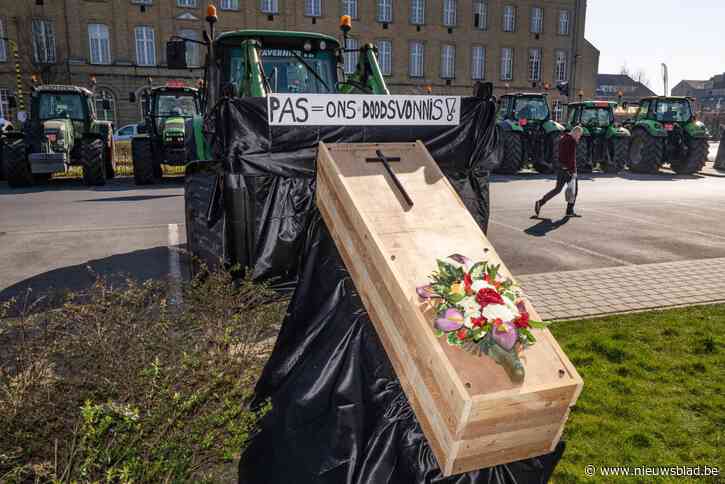 Ongebruikelijk: op vraag van oppositie extra gemeenteraad in hartje zomervakantie
