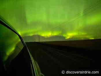 Aurora Borealis shimmers in the Alberta skies - DiscoverAirdrie.com