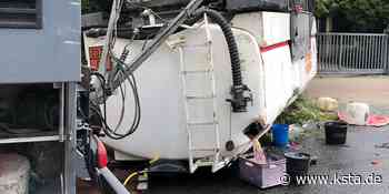 Unfall bei Aachen: Umgestürzter Tanklaster verliert mehrere tausend Liter Öl - Kölner Stadt-Anzeiger