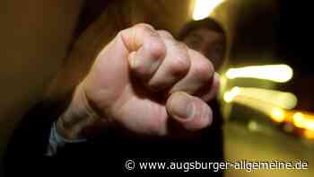 Augsburg: Eskalierter Streit: Zwei Männer prügeln in der Innenstadt aufeinander ein | Augsburger Allgemeine - Augsburger Allgemeine