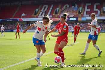 Nederland komt met de schrik vrij en mag naar kwartfinales op EK vrouwenvoetbal