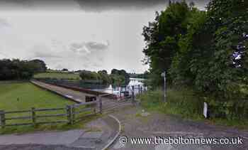 Salford Quays: 20 youths swimming after teen drowned