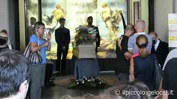 Trieste dà l’ultimo saluto a Corrado Premuda: “La tua amatissima giovinezza ti coprirà” - Il Piccolo