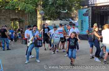 Partylaune hoch oben im Burghof beim Starkenburg-Festival - Heppenheim - Nachrichten und Informationen - Bergsträßer Anzeiger
