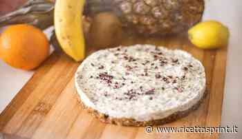 Cheesecake con cereali e crema chantilly, la merenda é pronta in 10 minuti - RicettaSprint