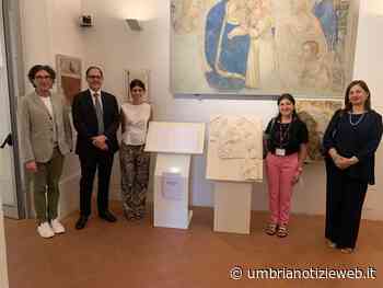 Assisi. Presentato il bassorilievo tattile di un'opera di Palmerino di Guido. l'assessore Cavallucci: “la cultura appartiene a tutti” - Umbria Notizie Web
