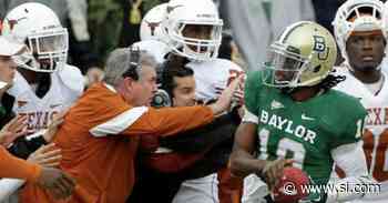 How Mack Brown Tried To Lure Baylor's RG III To Longhorns After 2008 Matchup - Sports Illustrated
