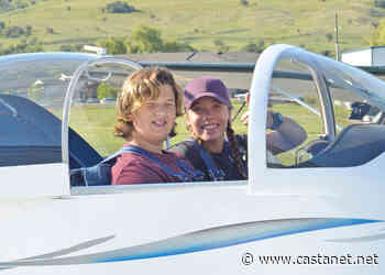 Vernon Flying Club member shares her love of aviation with other young people - Vernon News - Castanet.net