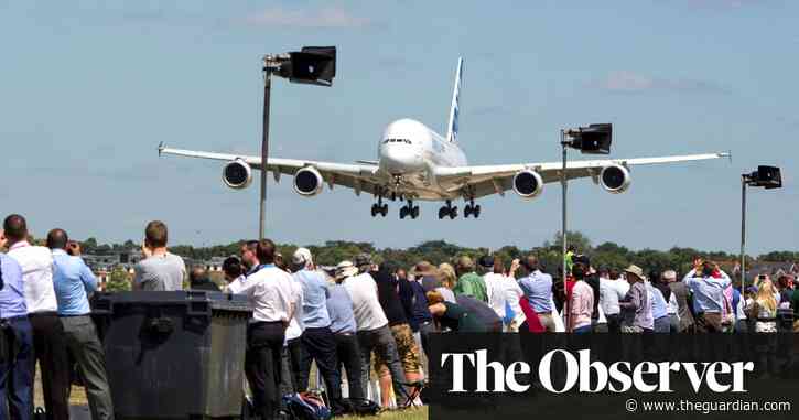 Aviation chiefs head to Farnborough in buoyant mood, despite economic headwinds - The Guardian