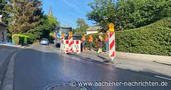 Loch in der Fahrbahn: Hahner Straße ist für den gesamten Verkehr gesperrt