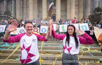 Bolton: Bolton wrestling champion honours Queen's Baton - The Bolton News