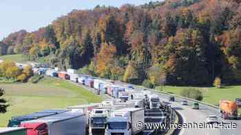 29 Kilometer Stau auf A93 und A8: Lkw-Blockabfertigung zwingt Autofahrer am Montag erneut zur Geduld