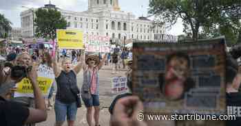Thousands rally at Minnesota Capitol in support of abortion rights