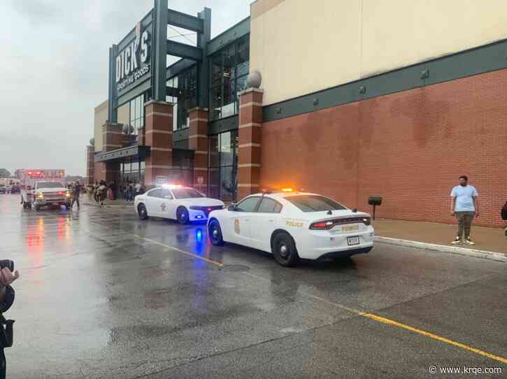 Death toll rises to 4 in Indiana mall shooting