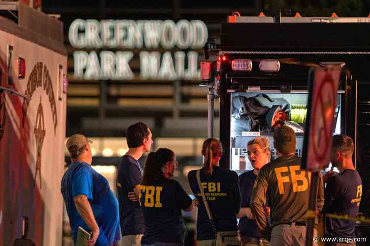Police: 3 people and gunman dead in Indiana mall shooting