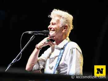 Lecco, al concerto di Ron 50 anni di musica ed emozioni - Lecco Notizie