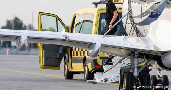 Bayerns Wunschspieler Matthijs de Ligt in München gelandet