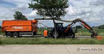 Gemeente maait uitzonderlijk langs gewestwegen | Retie | hln.be - Het Laatste Nieuws