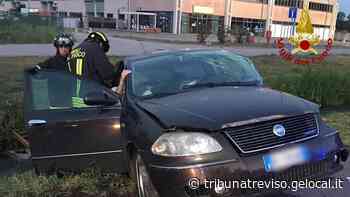 Due frontali su Feltrina e Pontebbana all'alba di domenica: il bilancio è di otto feriti - La Tribuna di Treviso