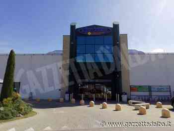 Chiusure festive all'Alba center: la Uil chiede un incontro alla direzione - http://gazzettadalba.it/