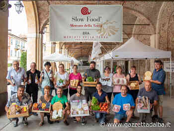 Gran successo dell'aperitivo organizzato al Mercato della Terra di Bra - http://gazzettadalba.it/