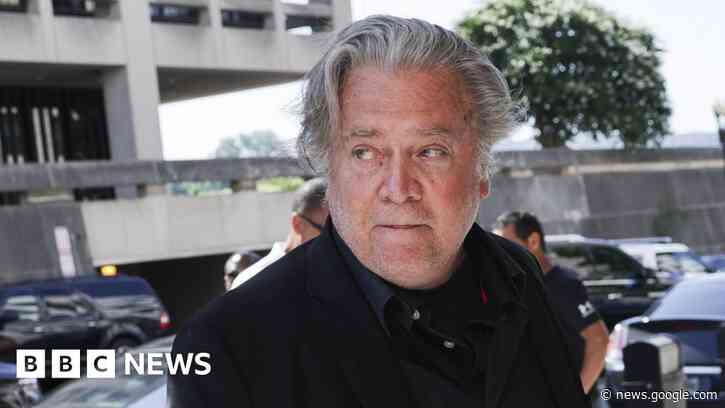 US Capitol riot: Steve Bannon goes on trial for contempt of Congress - BBC