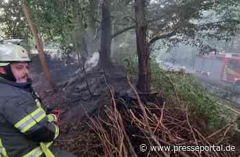 FW-WRN: FEUER_2 - LZ1 - brennt Hecke