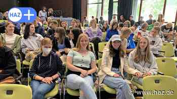 Berufsorientierung: Schüler der KGS Sehnde lernen Firmen kennen - HAZ