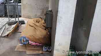 Près de Lyon : une SDF de 24 ans décède en pleine rue, la chaleur en cause ? - Lyon Mag