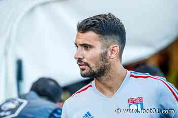 OL : Léo Dubois part...en stage avec Lyon - Foot01