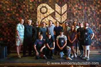 Beer, pizza, fruit: PM Trudeau does the Okanagan - Kimberley Bulletin