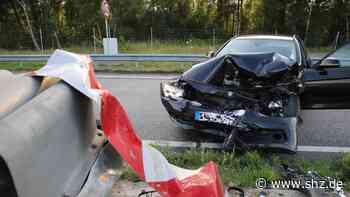 Unfall auf A7 bei Quickborn: BMW prallt frontal in Leitplanke – Lkw-Fahrer missachten Rastplatz-Sperrung - shz.de