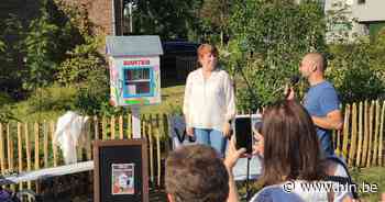 Vernieuwde Zandakkers heeft nu ook boekenruilkastje - Het Laatste Nieuws