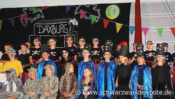 Schulprojekt in Hochdorf - Manege frei für den Zirkus Daxolli - Schwarzwälder Bote