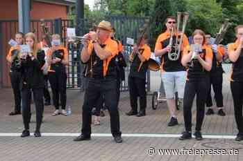 Reichenbacher Rutschenrekord bleibt beim Badfest unangetastet - freiepresse.de