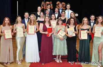 Abiball in Tauberbischofsheim: "Startschuss in ein neues Leben" - Tauberbischofsheim - Nachrichten und Informationen - Fränkische Nachrichten