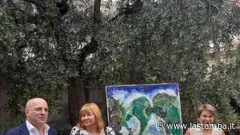 Vallecrosia, più di cento alla presentazione del libro sulle aristocratiche inglesi - La Stampa