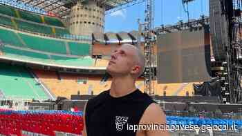 Vigevano, il giovane ballerino Federico Milan sul palco di Alessandra Amoroso - La Provincia Pavese