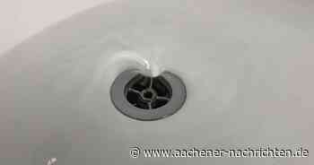 Das Sommer-Malheur: Was gegen Hitze hilft oder: Die Wanne ist (zu) voll ...