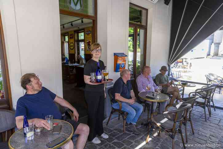 Openbaar leven in Ronse valt stil door verzengende hitte: “Ons poepke zou aan de zetel kleven als we nu in de wagen stappen”