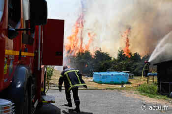 Près de Pont-Audemer, une cinquantaine de pompiers luttent actuellement contre les flammes - L'Eveil de Pont-Audemer