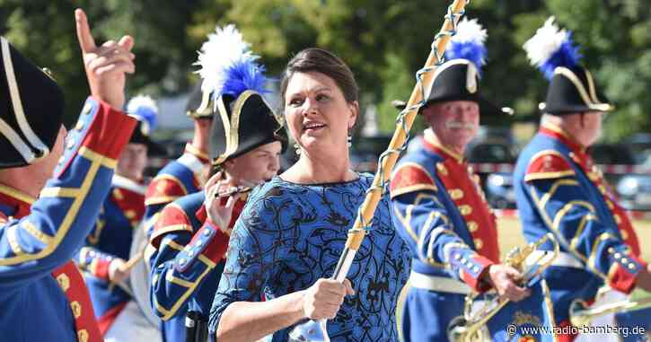 Aigner begrüßt Prominente und Ehrenamtliche auf Empfang