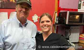 'I've been him': Dan Aykroyd dines at café near Renfrew - Caledon Enterprise