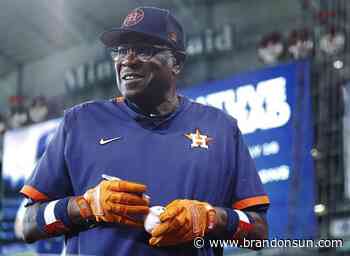 Suit yourself: Baker buys new threads for All-Star coaches - The Brandon Sun