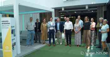 Schepencollege Izegem op bedrijfsbezoek bij Winsol - Het Laatste Nieuws